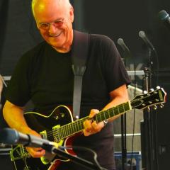 Ian Thomas
