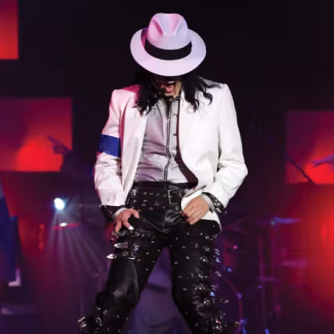 I AM KING: The Michael Jackson Experience