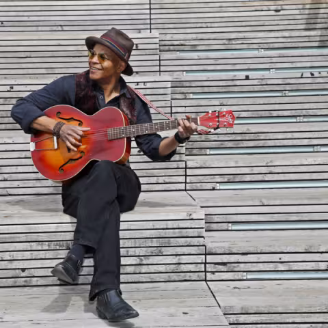 Guy Davis