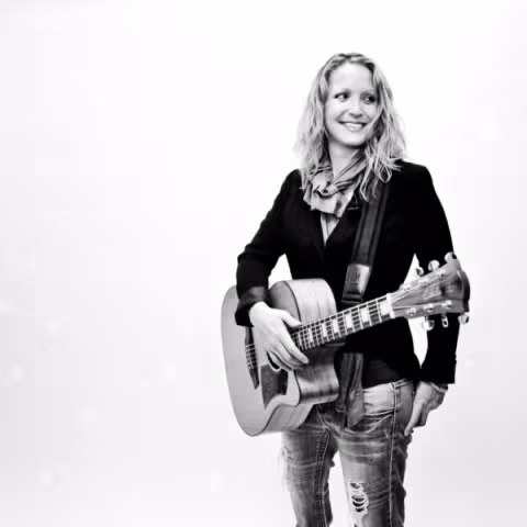 Ring in the New Year with Sarah Smith
